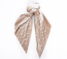Load image into Gallery viewer, Pearl Ribbon Velvet Hair Scarf Scrunchies
