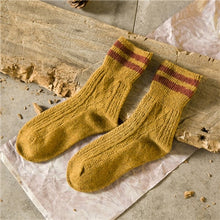 Load image into Gallery viewer, Retro Wool Women Socks