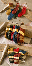 Load image into Gallery viewer, Retro Wool Women Socks