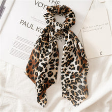 Load image into Gallery viewer, Leopard Prints Hair Scarf Scrunchies