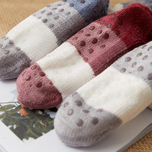 Load image into Gallery viewer, Anti-Slip Winter Sleeping Socks