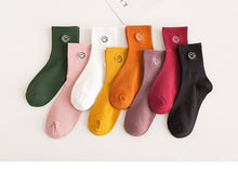 Load image into Gallery viewer, Smiley Face Socks