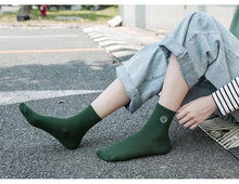 Load image into Gallery viewer, Smiley Face Socks