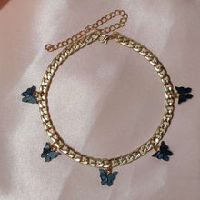Load image into Gallery viewer, Butterfly Pendant Chain Choker