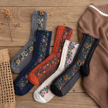 Load image into Gallery viewer, Wild Garden Harajuku Winter Socks