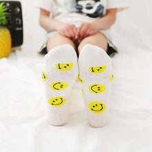 Load image into Gallery viewer, Smiley Faces Socks 🙂
