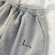 Load image into Gallery viewer, Casual Loose Sweatpants Sizing