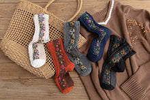 Load image into Gallery viewer, Wild Garden Harajuku Winter Socks