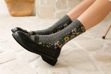 Load image into Gallery viewer, Wild Garden Harajuku Winter Socks