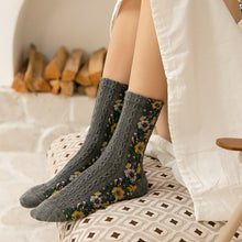 Load image into Gallery viewer, Wild Garden Harajuku Winter Socks